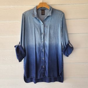 Chelsea & Theodore long-sleeve shirt. Size M